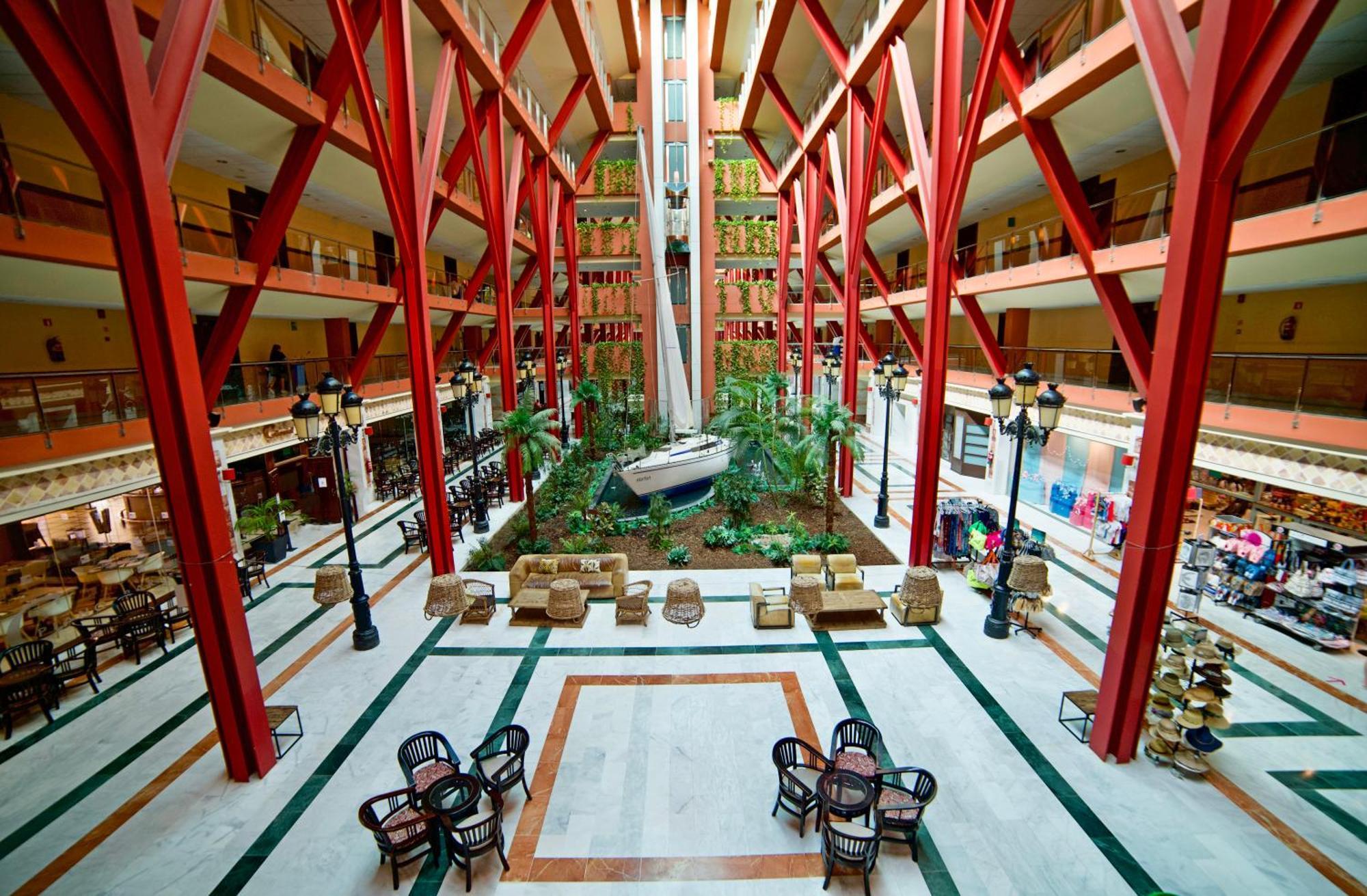 Holiday World Resort Бенальмадена Экстерьер фото