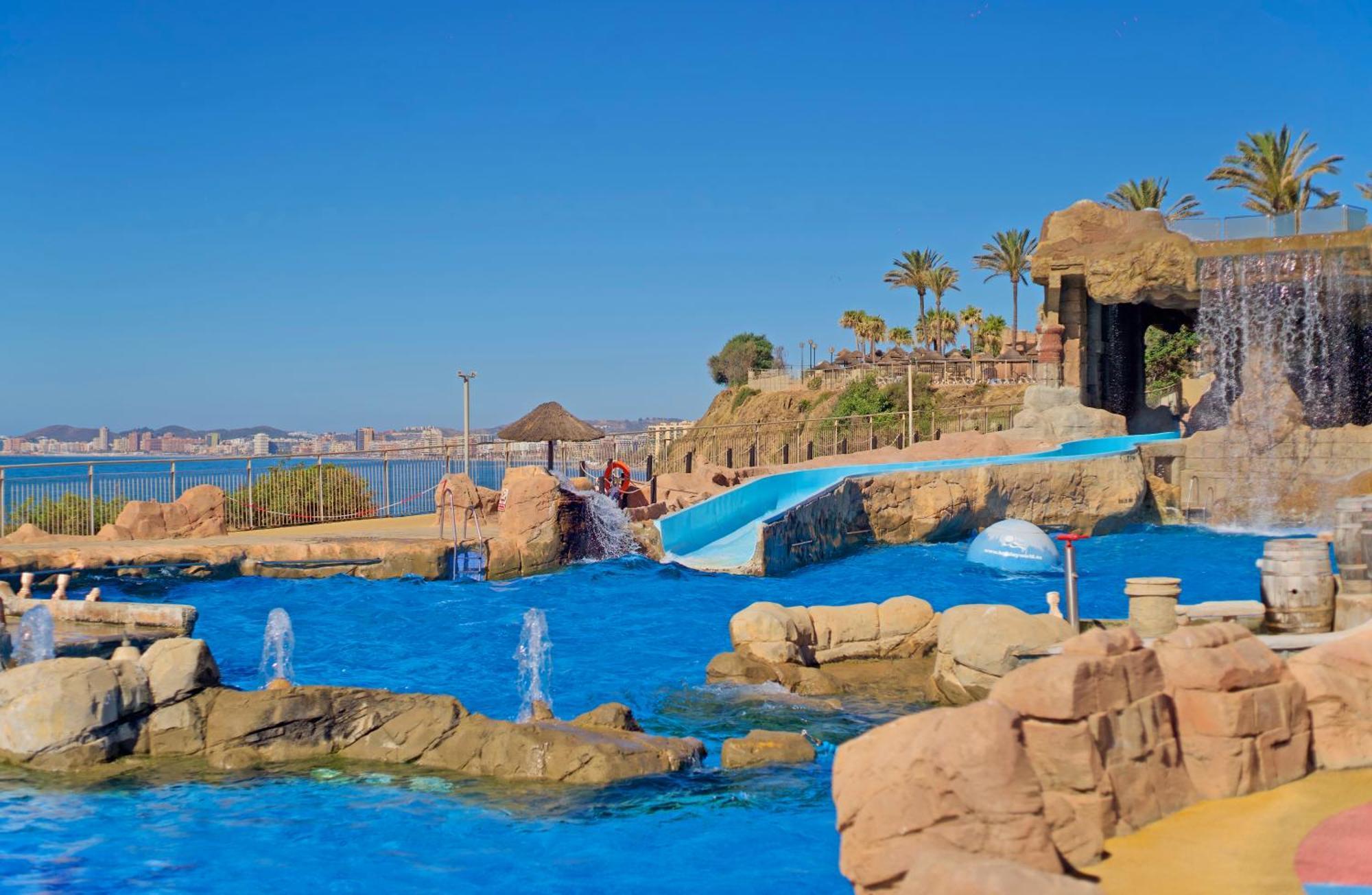 Holiday World Resort Бенальмадена Экстерьер фото